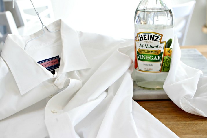 10 Ways to Wash Clothes in Vinegar