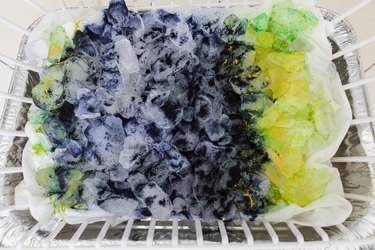 Dye pigments over ice