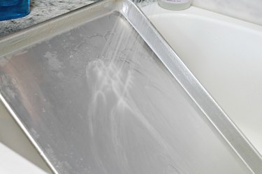 how to clean a sheet pan