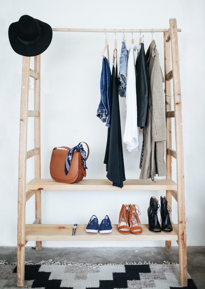 Create A Minimalist Wardrobe