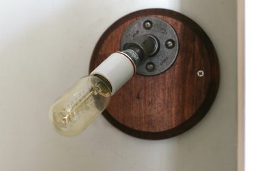 DIY Industrial Pipe Sconce