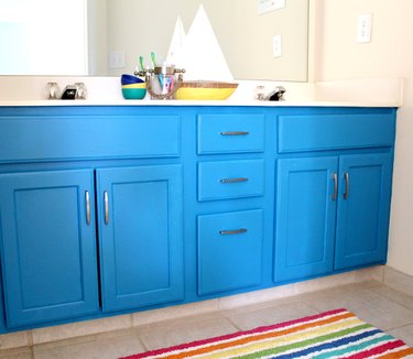 How to DIY Paint Your Bathroom Vanity