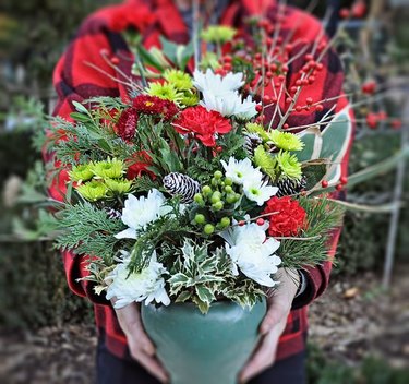 Turn $10 dollar flowers into a  $70 centerpiece