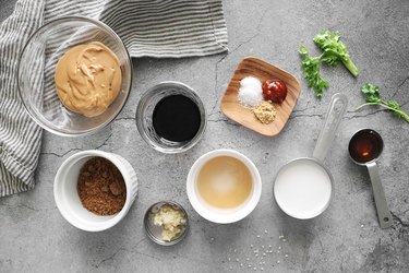 Ingredients for peanut sauce