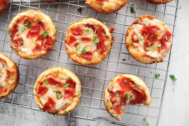 Mini deep dish pizza muffins