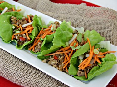 Healthy turkey lettuce wraps