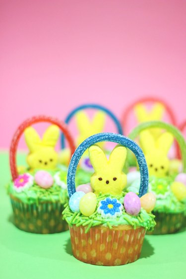 basket cupcakes