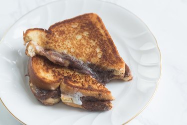 Dessert Grilled Cheese Recipes | eHow