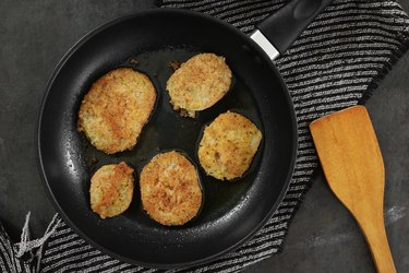 Fry green tomatoes